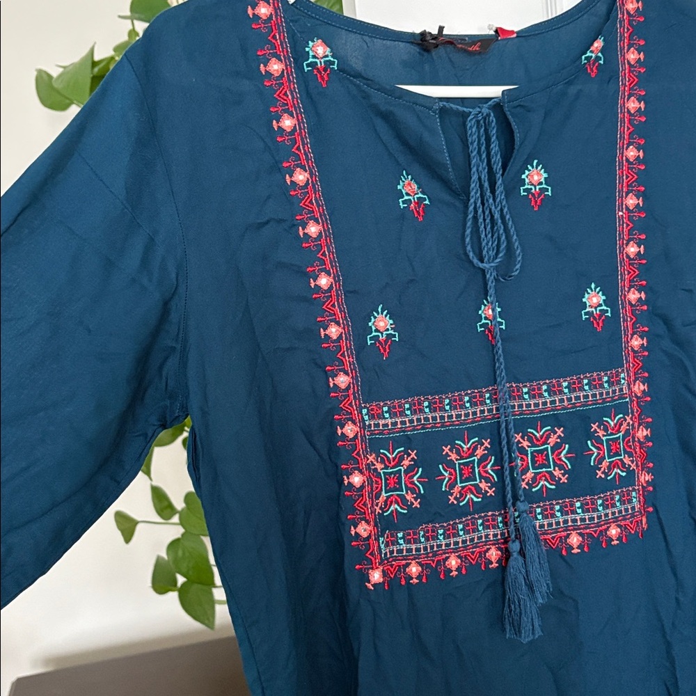 Indian kurta - Picture 4 of 10